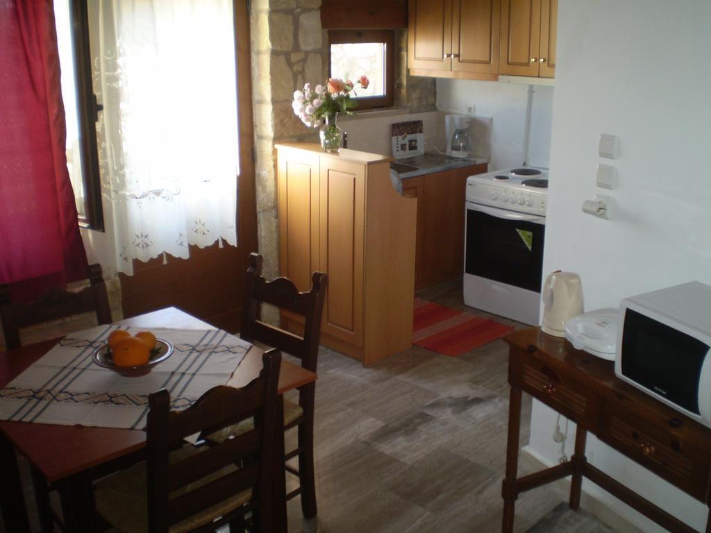 Villa Eleva Αργυρούπολη Δωμάτιο φωτογραφία
